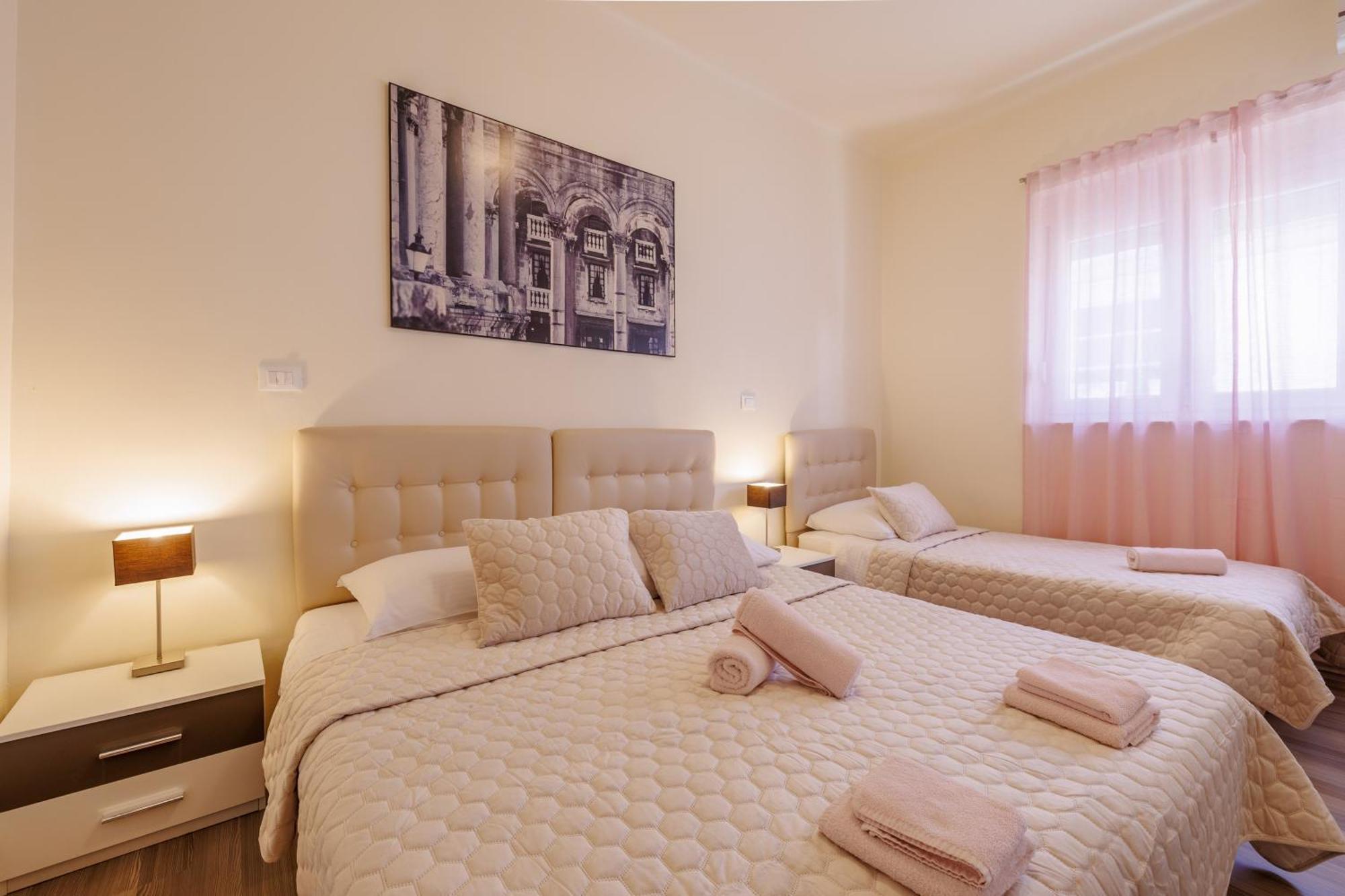 Perimar Luxury Apartments And Rooms Split Center Bagian luar foto